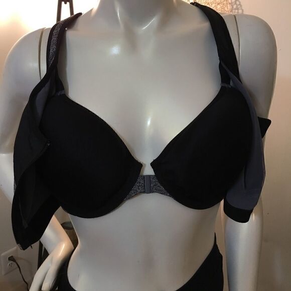 VS Clasp & zip underwire sports Bra - Picture 10 of 11